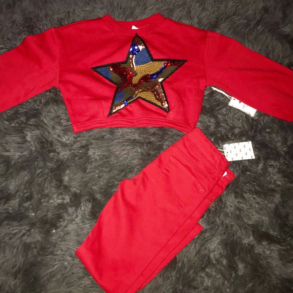 Sequin croptop sweatshirt